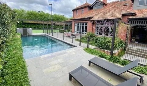 Penampakan Rumah Sandra Dewi di Australia, Diduga Disewakan Rp37,9 Juta per Malam