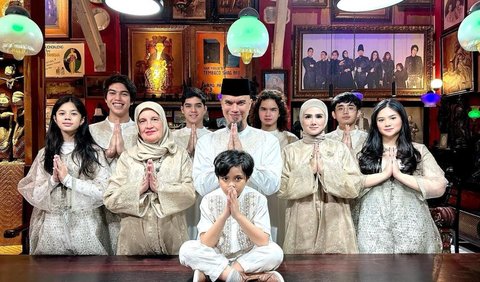 Momen Kedekatan Ahmad Dhani Kumpul dengan 7 Anaknya, Rame!