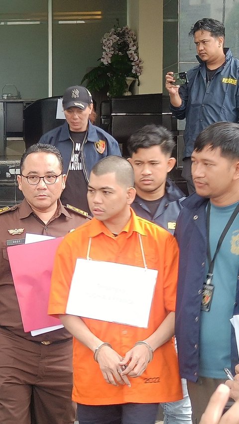 Penyidik Polda Metro Jaya menggelar rekonstruksi kasus kematian anak artis Tamara Tyasmara, Dante (6), Rabu (28/2/2024). (Merdeka.com/ Rahmat Baihaqi)