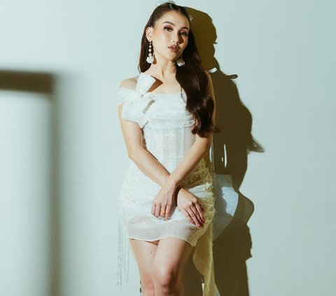 Terlihat Lebih Muda Dari Usianya