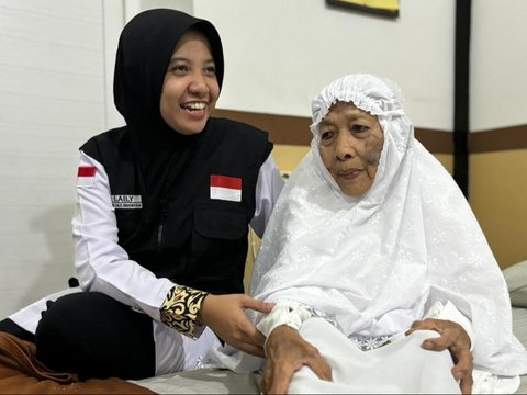 The Healthy Secret of Mbah Ngatemi, the Spirit of Departing for Hajj at the Age of 99