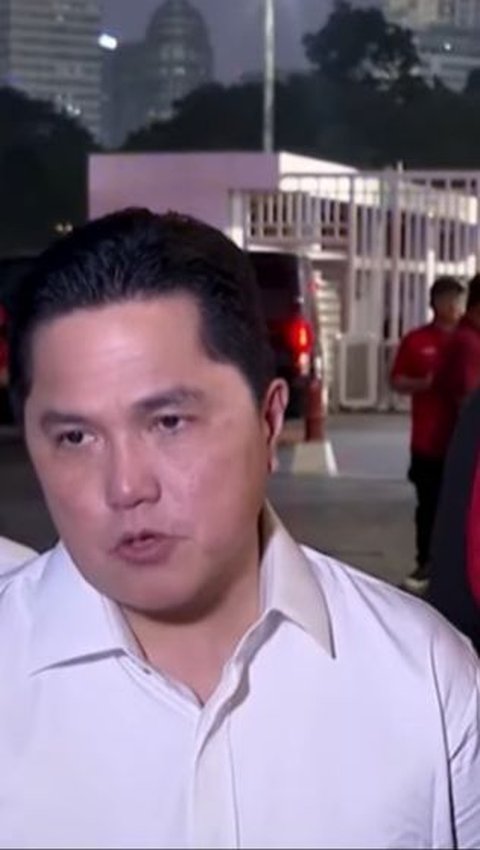 Ketum PSSI Erick Thohir Semangati Kiper Ernando: Enggak Ada Salah-Salahan!