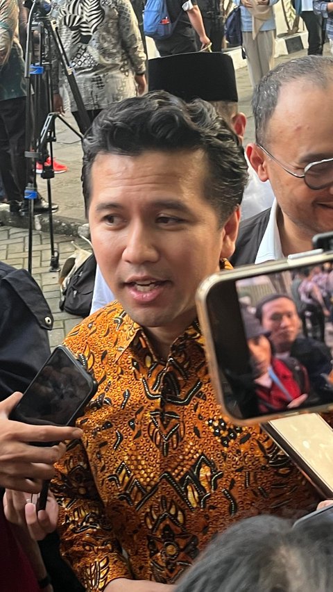 Respons Emil Dardak Disebut Lebih Cocok jadi Menteri Ketimbang Cawagub Jawa Timur oleh PDIP