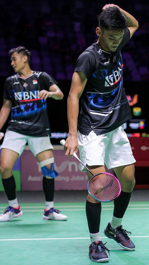 Bagas/Fikri menyerah lewat rubber game dengan skor 16-21, 21-15, 21-23. Bola.com/Bagaskara Lazuardi