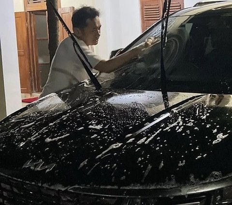 Kenapa Mobil yang Terkena Hujan Harus Dibersihkan Kembali?