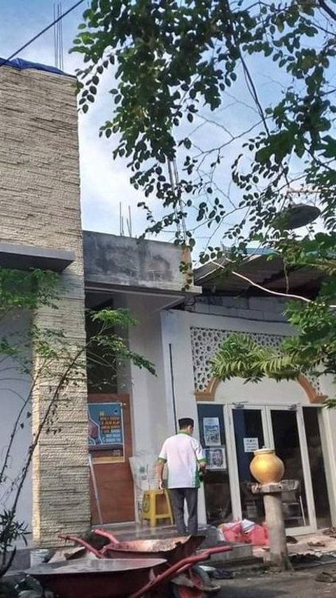 Sungguh Luar Biasa, Masjid di Surabaya ini Jadi 'Rumah' buat Muslim & non Muslim, dari Makan hingga Tidur Gratis