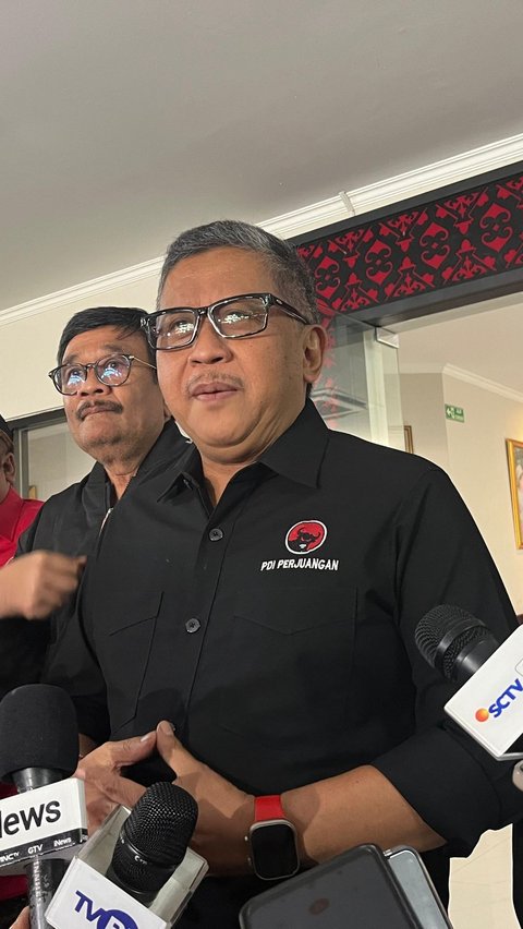 <br>Dipanggil KPK Terkait Harun Masiku, Hasto Singgung Ganjar-Mahfud Ingin Perbaiki Hukum Tapi Kalah