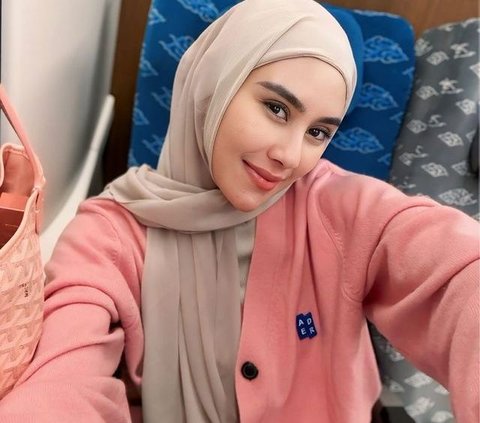 Kompak Berhijab Usai Haji, Ini Penampilan Baru Nagita Slavina, Caca Tengker, Syahnaz, dan Nisya Ahmad yang Jadi Sorotan