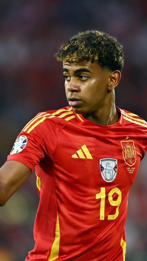 EURO 2024 Youngster Lamine Yamal Pass His School Exam | trstdly