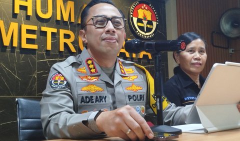 Ade Ary menjelaskan berkas perkara mantan satpam Ria Ricis itu nantinya akan diperiksa oleh Jaksa Penuntut Umum (JPU).<br>