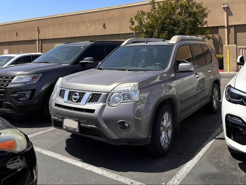 Nissan X-Trail , SUV yang populer di Indonesia