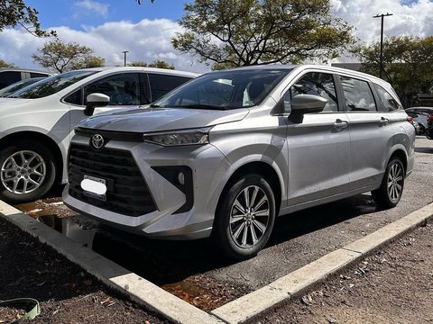 Mobil Sejuta Umat Toyota Avanza