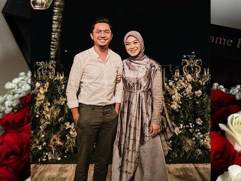 7 Potret Romantis Omesh dan Dian Ayu di Momen Anniversary Pernikahan ke-12, Dapat Pesan Manis dari Anak-anak yang Bikin Terenyuh