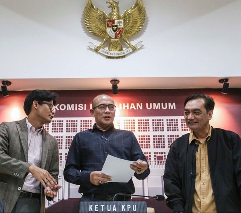 Jokowi Officially Dismisses Hasyim Asy'ari from the Position of KPU Chairman in an Unhonorable Manner