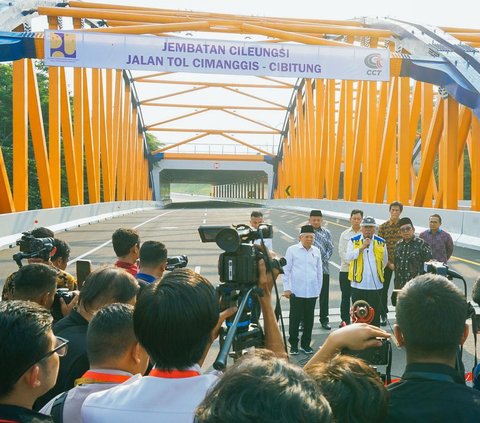 Lalu menjadi salah satu solusi mengurangi kepadatan lalu lintas dari ruas Tol Cikampek yang menuju Jakarta atau ke wilayah Bogor.