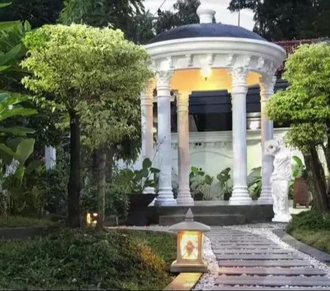 Willing to be Unpaid Lawyer for Pegi Setiawan, Here's the Appearance of Toni RM's Luxurious Castle-like House in Indramayu