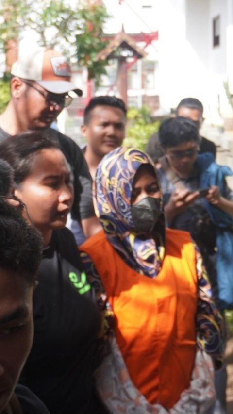 <br>Akal Bulus Koruptor Ini Biar Tak Dikenali: Ganti Nama, Buat KTP Baru hingga Hapus Tahi Lalat