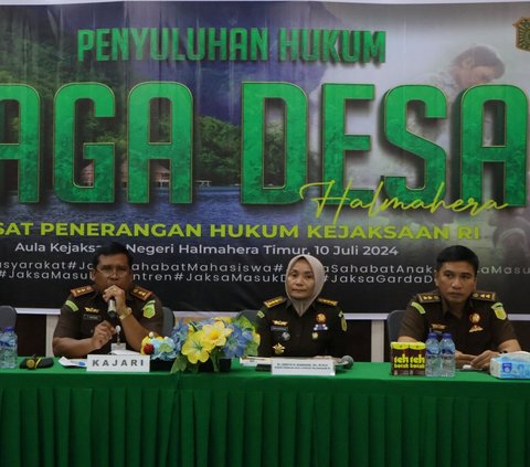 Puspenkum Kejaksaan Agung Melaksanakan Penyuluhan Hukum 'JAGA DESA' di Kabupaten Halmahera Timur