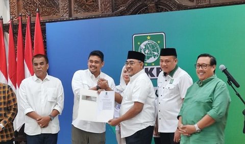 Menteri Perdagangan sekaligus Ketua Umum PAN Zulkifli Hasan yang ikut dalam kunjungan Jokowi ke Lampung mengamini pernyataan atasannya itu. <br>