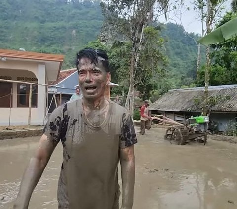 Usai Ngebajak Sawah, Ayah Lesti Kejora Bahagia Sang Istri Tercinta Antar Makanan 'Istriku Tersayang, Kade Gebis'