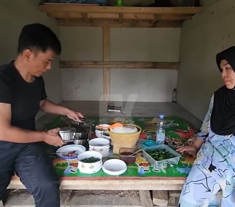 Usai Ngebajak Sawah, Ayah Lesti Kejora Bahagia Sang Istri Tercinta Antar Makanan 'Istriku Tersayang, Kade Gebis'