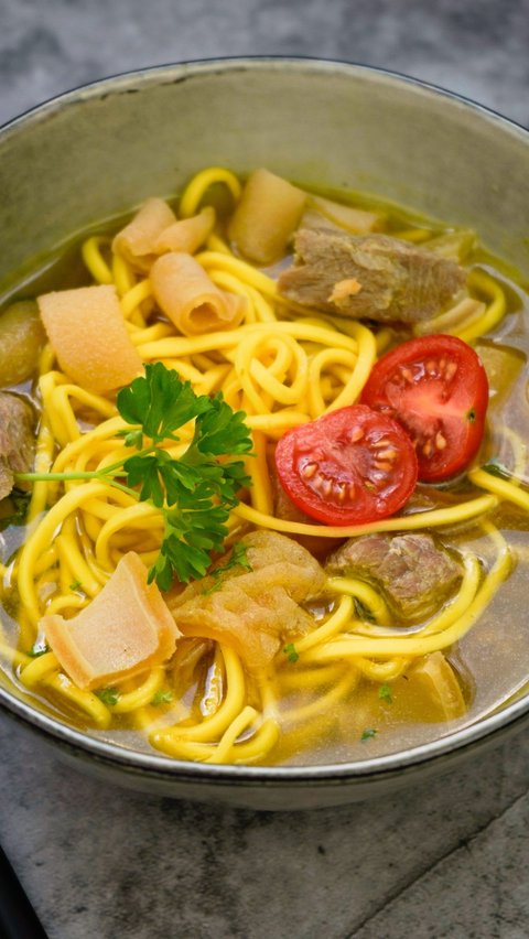 Recipe for Clear Bogor Noodle Soup with Authentic Flavor