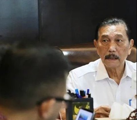 Luhut Reveals Government's Strategy to Lower Airfare Prices