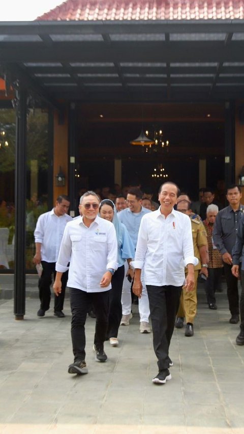 Didampingi Zulhas, Presiden Resmikan ‘Jokowi Learning Centre’ di SMA Kebangsaan Lampung