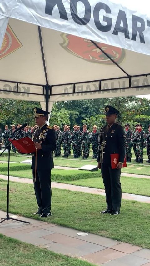 Mayjen TNI Mohammad Fadjar Bacakan Riwayat Hidup Ayahnya<br>