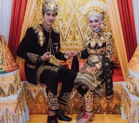 6 Potret Cantik Artis Indonesia Menikah Pakai Adat Aceh, Ada Shireen Sungkar Hingga Terbaru Beby Tsabina