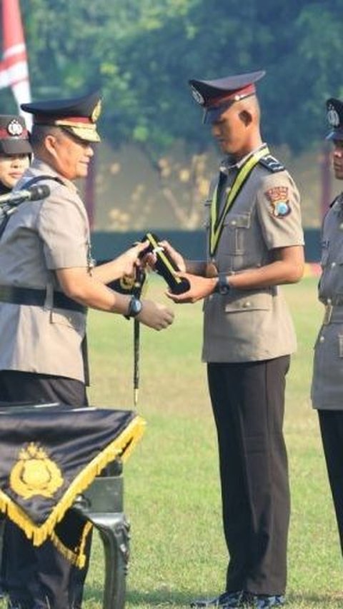 4 Anak Yatim Piatu Lulus Jadi Polisi, Pesan buat Almarhum Sungguh Mengharukan