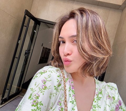 A Year of Being Single, Shandy Aulia's New Look Makes Her Look Younger Like a Girl