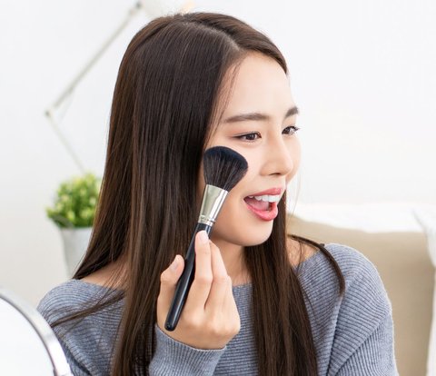 Easy-to-Fade Base Makeup, Pay Attention to These 3 Things When Using Cushion