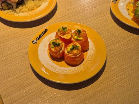 Tasting Okinawa's Special Sushi, Perfect for Indonesian Palate