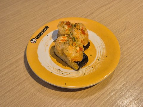 Tasting Okinawa's Special Sushi, Perfect for Indonesian Palate