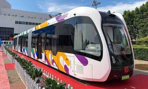 Kereta Otonom Tanpa Rel dari China Tiba di IKN Akhir Bulan Ini, Beroperasi Agustus 2024