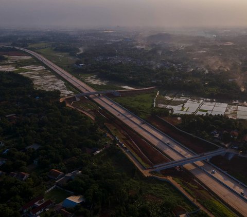 FOTO: Resmi Beroperasi, Tol Cimangis-Cibitung Seksi 2B Gratis Hingga Akhir Juli 2024