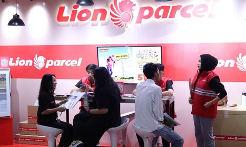 Jatuh Bangun Arifin Jadi Agen Pengiriman Barang, Dihantam Pandemi Hingga Dapat Liburan Gratis ke Jepang