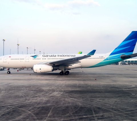 Born on a Garuda Indonesia Plane, This Man from Madiun Gets Free Lifetime Flying Facility