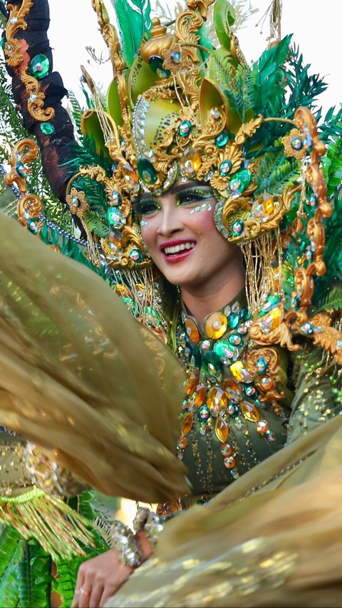 Saksikan Banyuwangi Ethno Carnival, Menparekraf: Acuan bagi Daerah Penyelenggara Event Nusantara