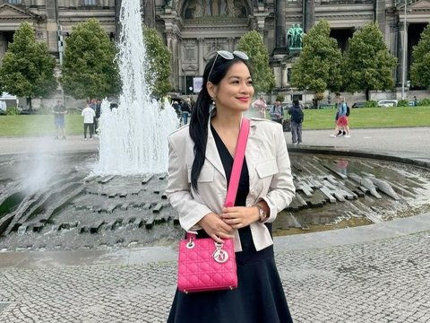 8 Momen Keseruan Titi Kamal dan Keluarga Liburan di Jerman, Penampilannya Cantik dan Awet Muda Bikin Salfok