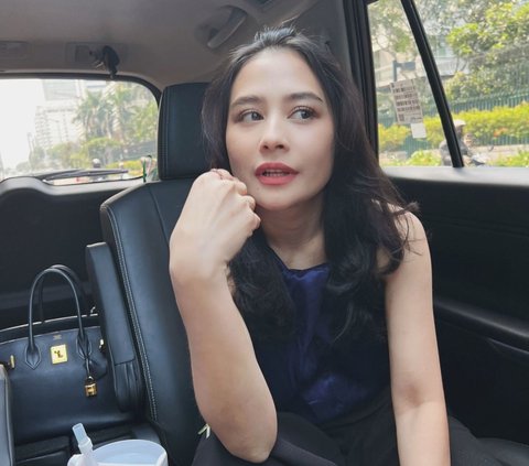 Foto-foto Terbaru Prilly Latuconsina yang Makin Mencuri Perhatian, Gayanya Disebut Bak ABG