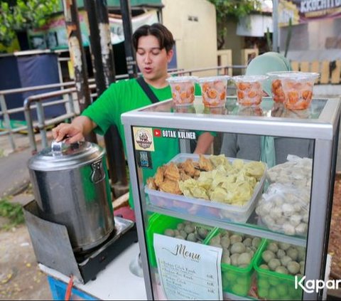 Berubah Signifikan, Ini Sederet Potret Sidik Eduard yang Sepi Job dan Harus Tahan Malu Julan Cilok -Pendapatan Perhari Jadi Sorotan