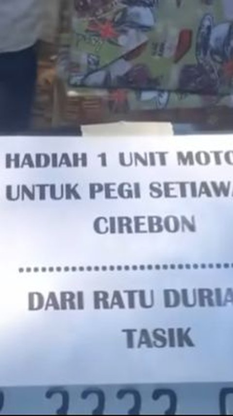 Pegi Dapat Hadiah Motor Baru<br>