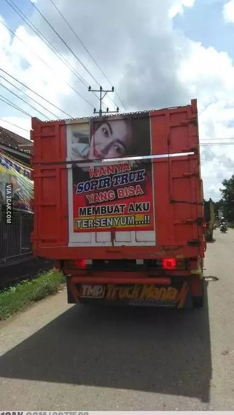 40 Kata-Kata Sopir Truk Lucu yang Cocok untuk Hiasi Bodi Kendaraan, Bikin Ngakak Lalui Perjalanan