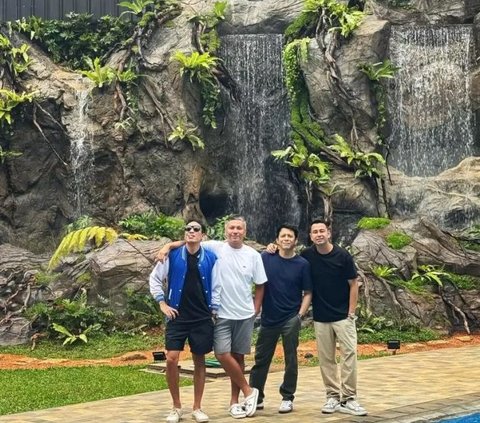 Potret Rainforest Garden Rumah Raffi Ahmad, Sejuk dan Asri Dilengkapi Air Terjun