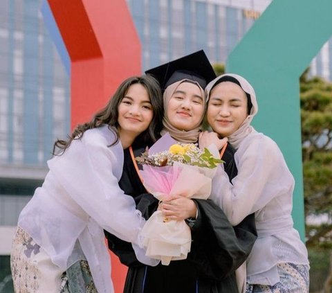 Kakak Adik 3 Bersaudara Punya Pendidikan Mentereng, Intip Potret Kompak Xaviera Putri, Sabrina Anggraini dan Bia Donut