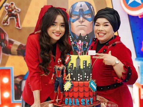 9 Momen Keseruan di Ulang Tahun Gala Sky ke-4, Tampil dengan Kostum Spider Man