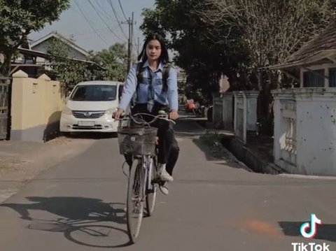 Kisah Perjuangan Kidung & Gading, Anak Kembar dari Keluarga Kurang Mampu yang Lolos Jadi Casis Polri