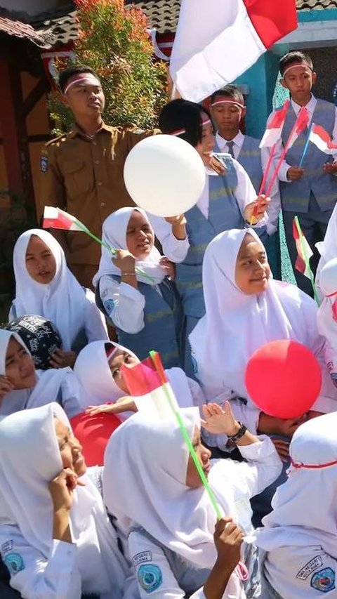 Kata-Kata Pamit Pindah Sekolah Ciptakan Suasana Haru<br>